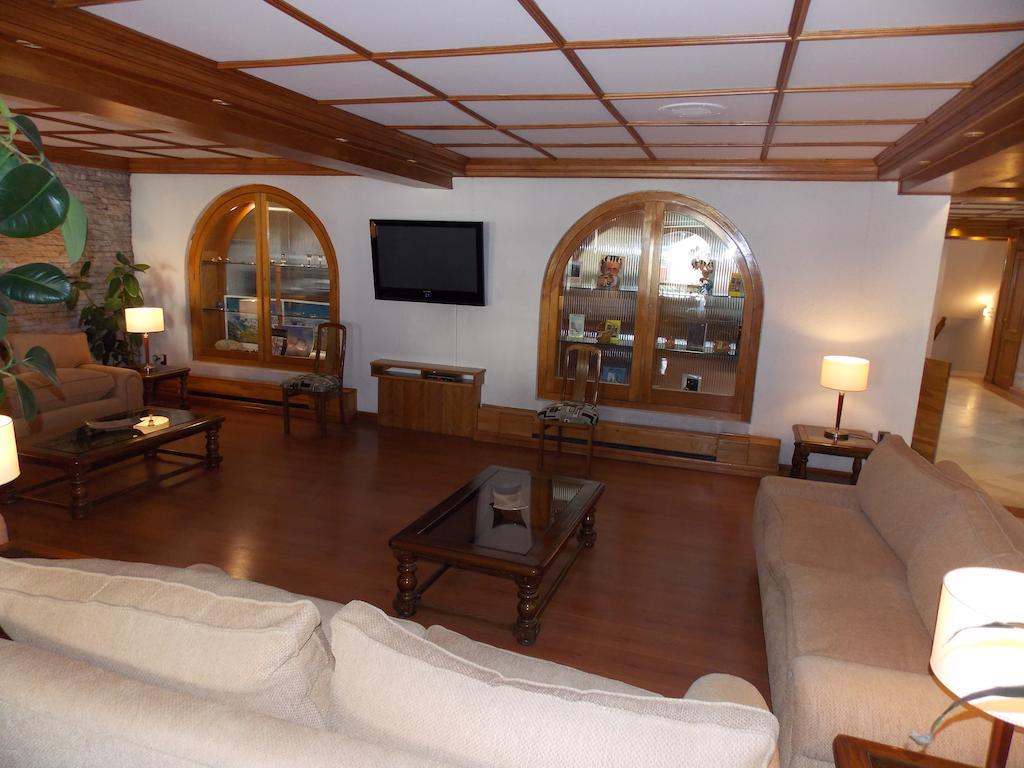 Hotel Finis Terrae Punta Arenas Exterior photo