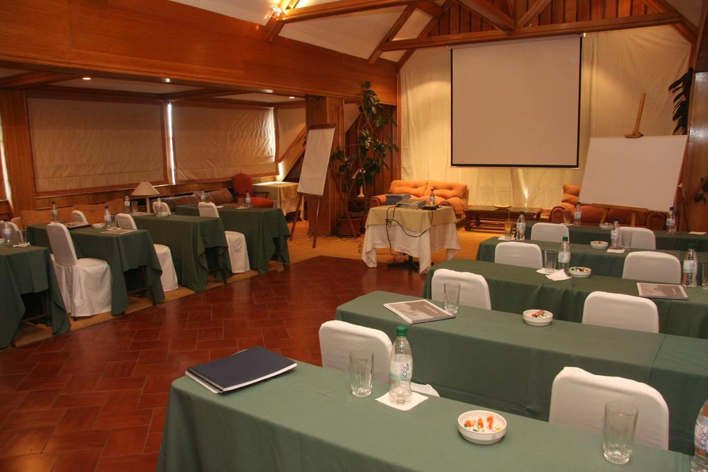 Hotel Finis Terrae Punta Arenas Exterior photo