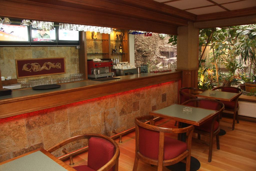Hotel Finis Terrae Punta Arenas Exterior photo